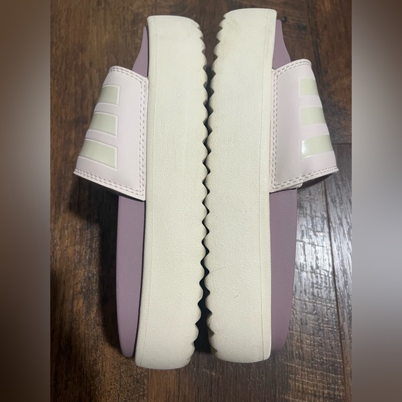 Adidas Adilette Platform Sandal - Picture 4 of 6